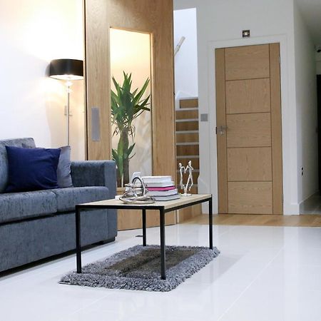Lovely Studio Apartment With Access For Wheel-Chairs In Sydenham Londyn Zewnętrze zdjęcie