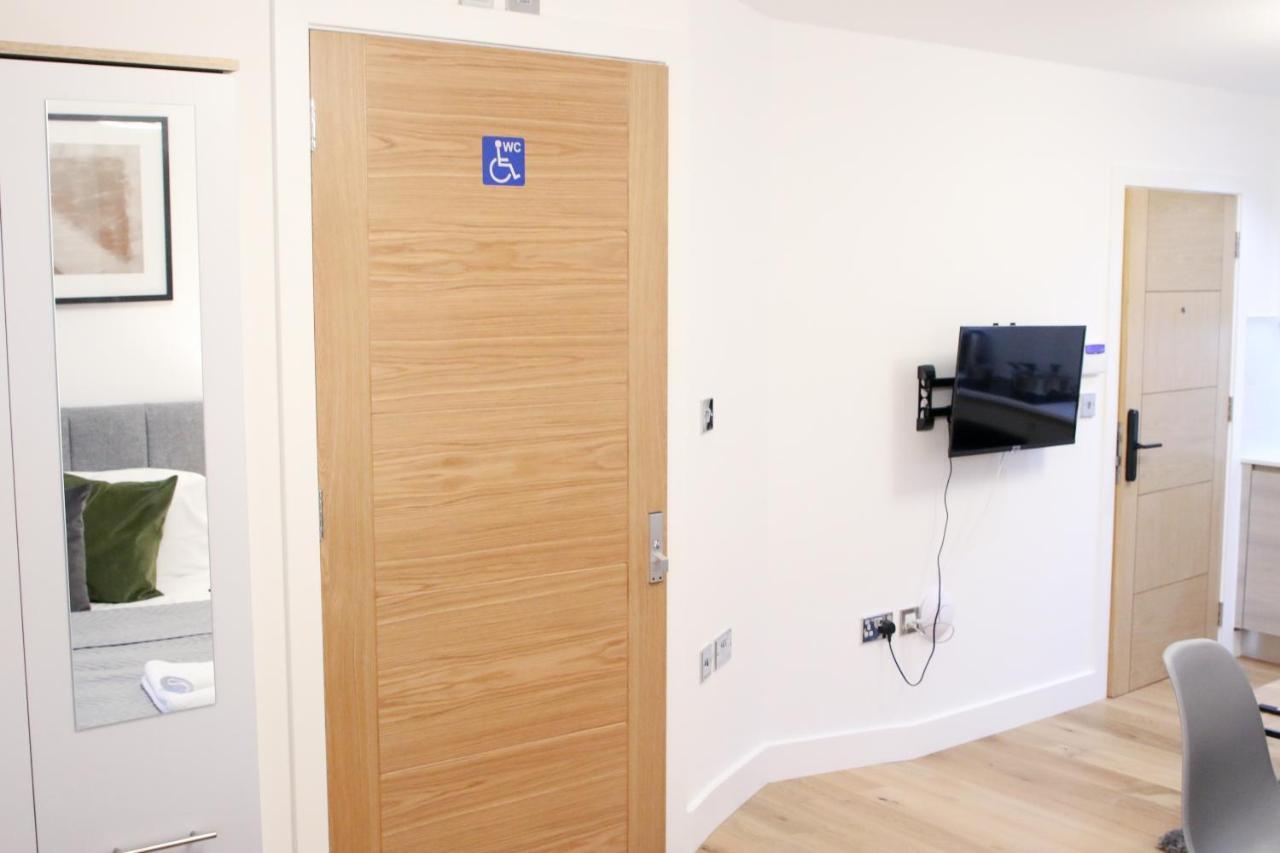 Lovely Studio Apartment With Access For Wheel-Chairs In Sydenham Londyn Zewnętrze zdjęcie