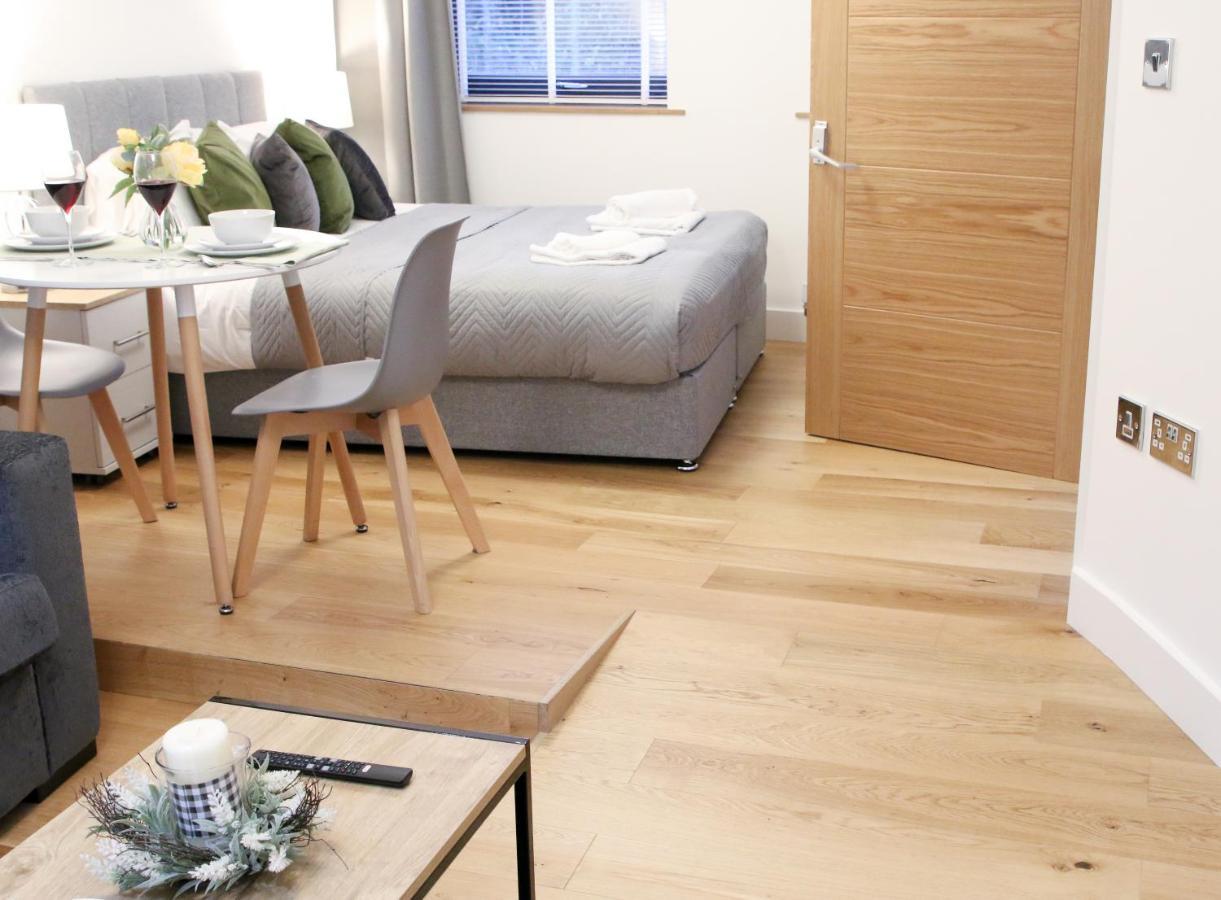 Lovely Studio Apartment With Access For Wheel-Chairs In Sydenham Londyn Zewnętrze zdjęcie