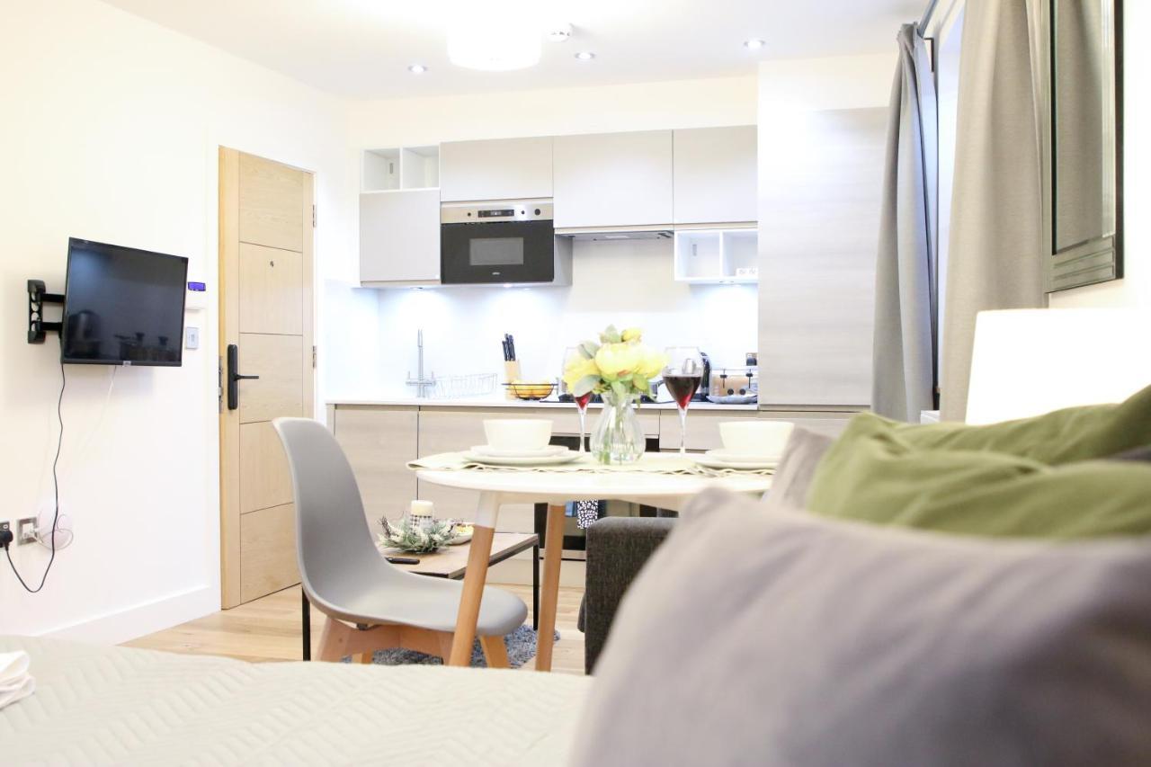 Lovely Studio Apartment With Access For Wheel-Chairs In Sydenham Londyn Zewnętrze zdjęcie