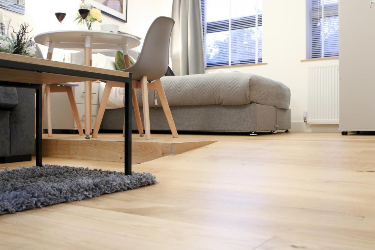Lovely Studio Apartment With Access For Wheel-Chairs In Sydenham Londyn Zewnętrze zdjęcie